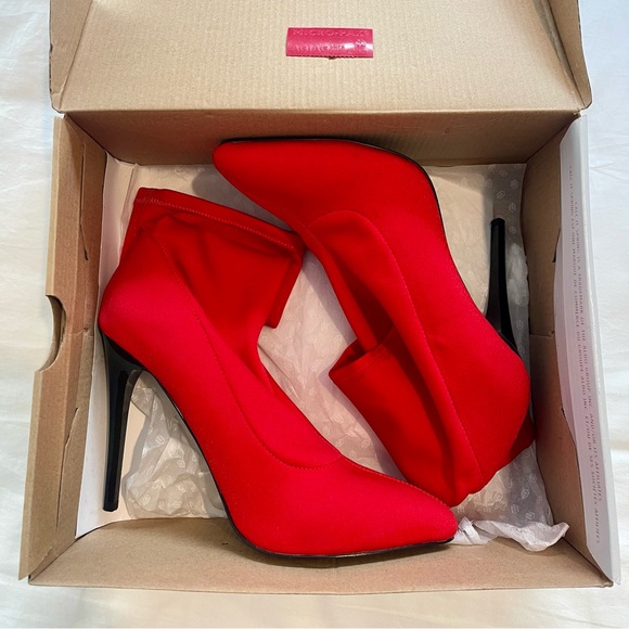 Red stretchy nylon calf boot - Picture 1 of 7